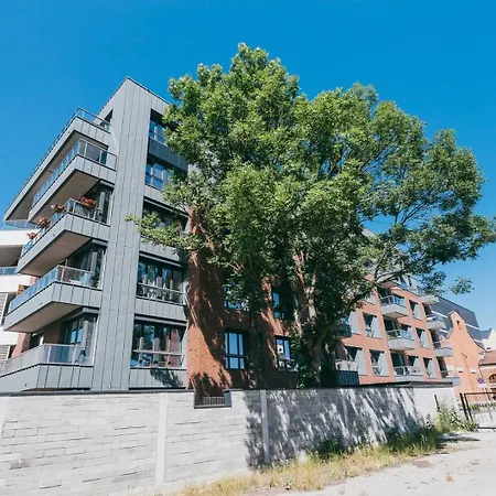 Garden Old Town With Free Parking And Garden Apartment